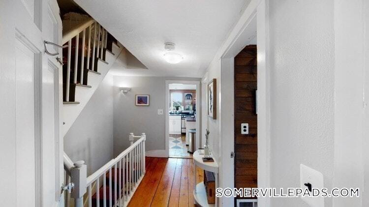 Building Photo - 58 Atherton St