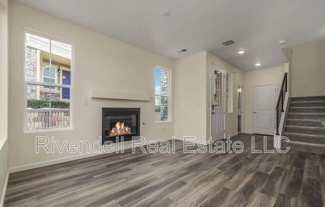 Building Photo - 23703 E Ida Pl