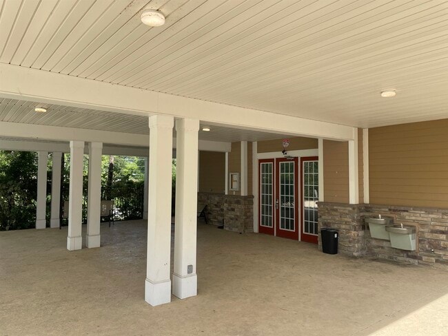 Building Photo - 2249 Del Carmel Way