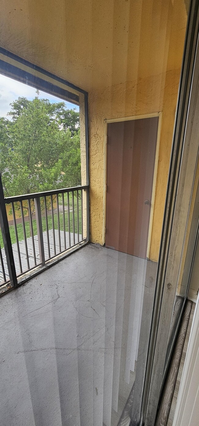 Building Photo - 4537 Treehouse Ln