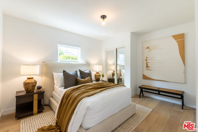 Building Photo - 3840 Lyceum Ave