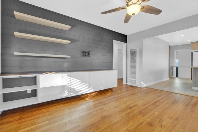 Building Photo - Charming Talmadge 2BR + Bonus Room