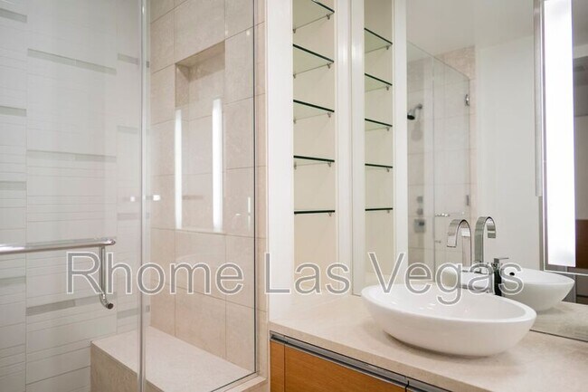Building Photo - 3722 Las Vegas Blvd S