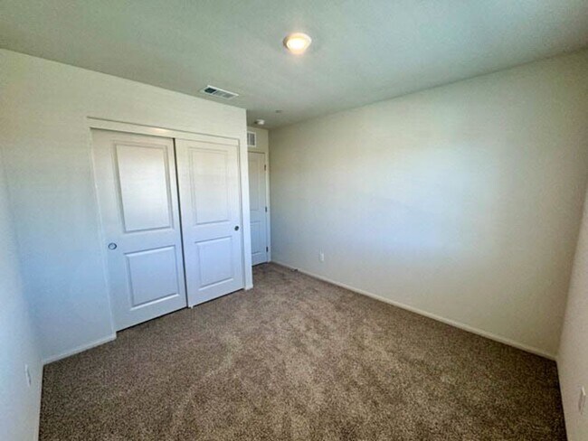 Building Photo - 31799 Woodbank Wy