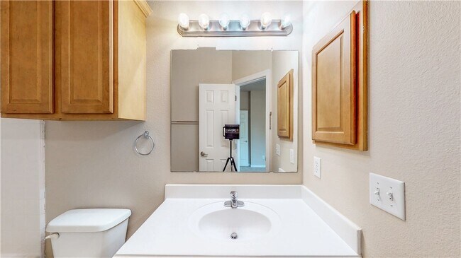 Building Photo - 305 Holleman Dr E