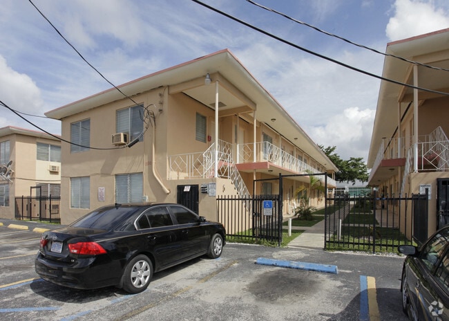 Building Photo - Beachway Apartments