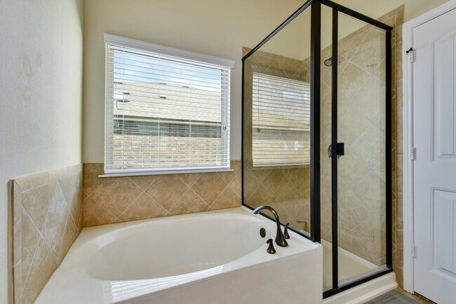 Building Photo - 808 Bryce Canyon Dr