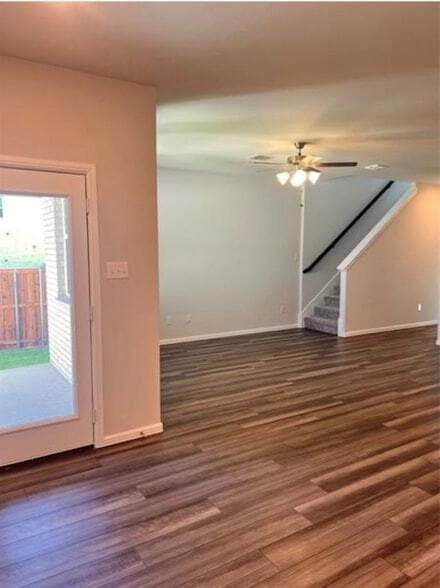 Building Photo - 900 Portina Dr