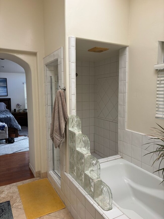 Building Photo - Minutes to Moonlight Beach | Stunning 5 Bedroom Encinitas Home