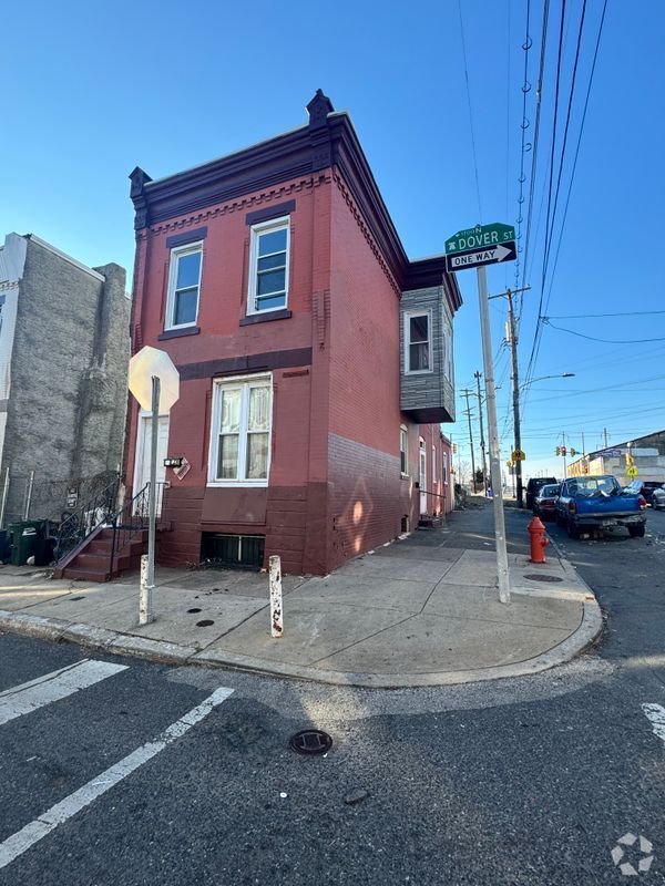 Building Photo - 1770 N Dover St