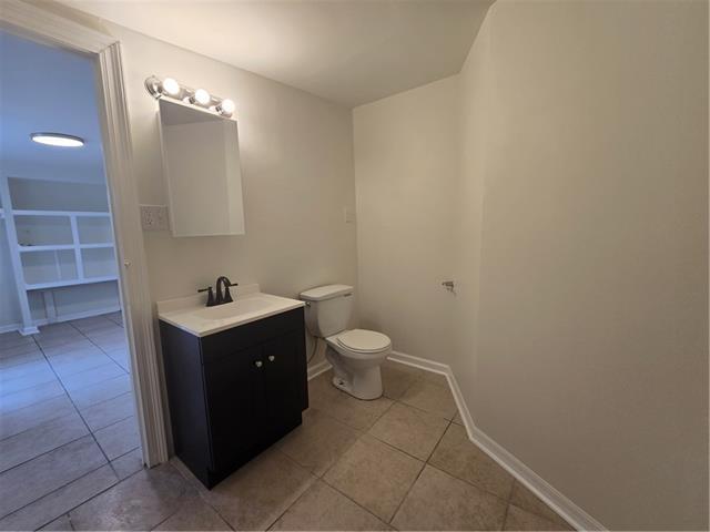 Building Photo - 602 5th Ave