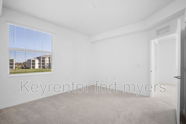 Building Photo - 18421 Copperhead Dr