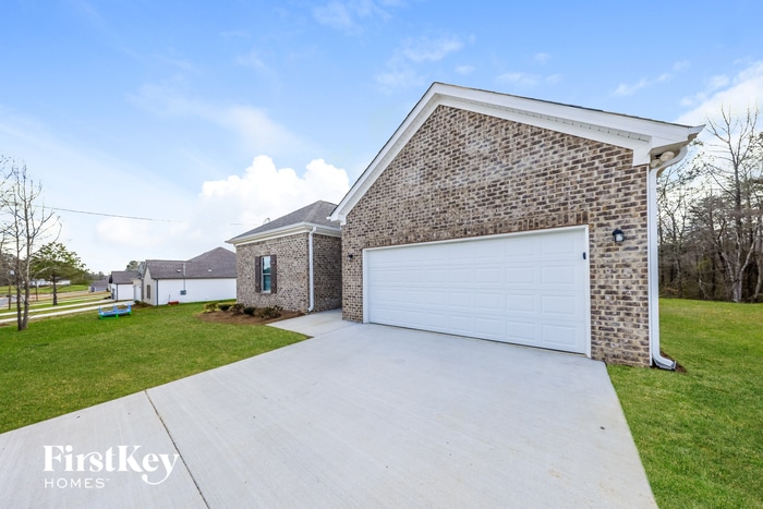Building Photo - 267 Lakewood Ln
