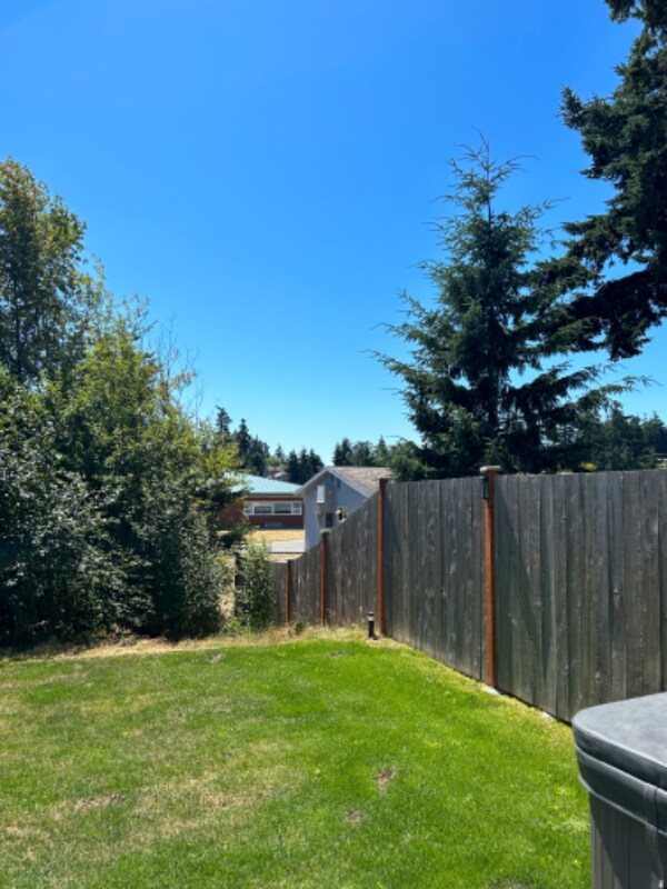 Building Photo - 1589 NW 5th Ave