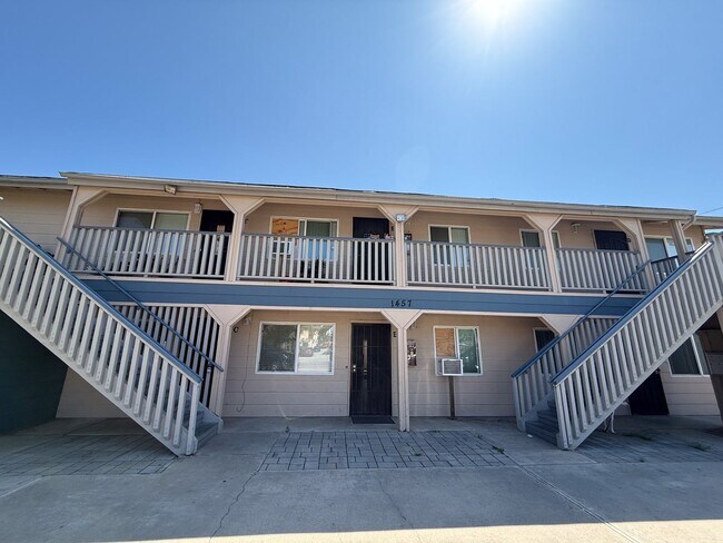 Building Photo - 2 Bdrm 1 Bath In Imperial Beach With Parki...