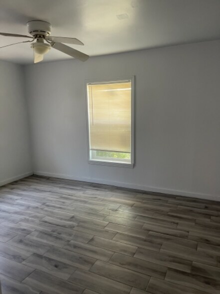 Building Photo - 2108 Carlton Way