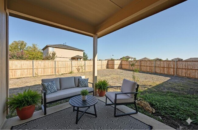 Building Photo - 267 Waterloo Dr