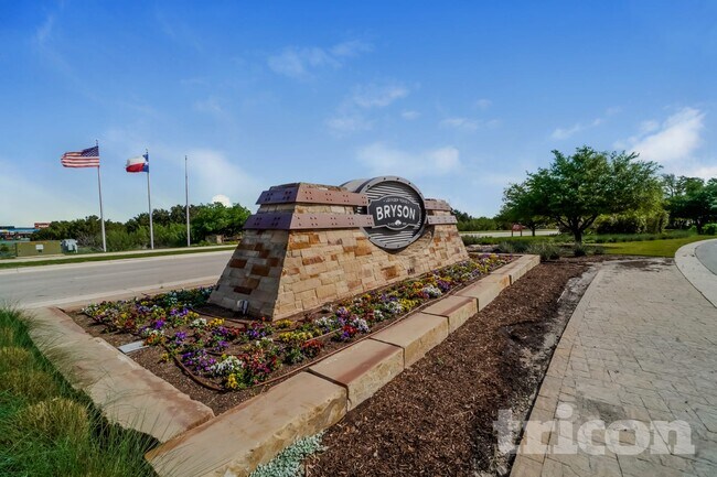 Building Photo - 625 Lindheimer Ln