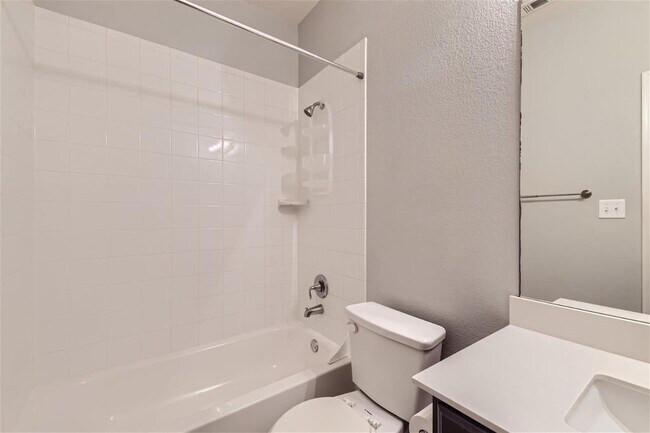 Building Photo - 7010 Etna Way