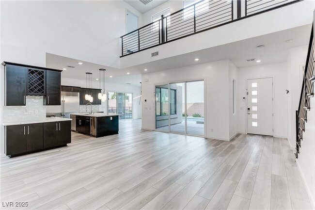 Building Photo - 10312 Jade Point Dr