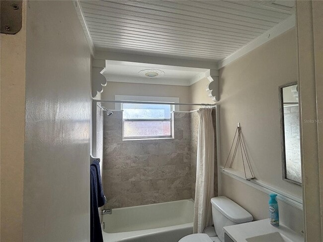 Building Photo - 2226 Fairfield Ave