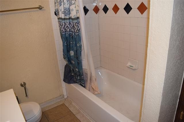 Building Photo - 1806 Family Cir