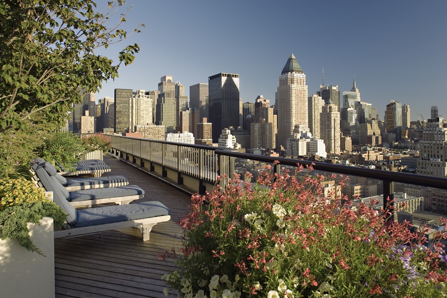 Building Photo - 500 W 56th St