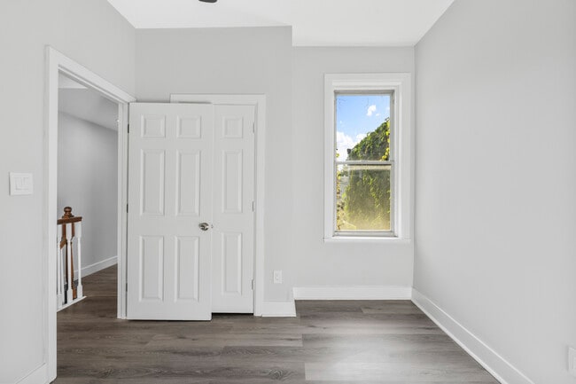 Building Photo - 2418 N 16th St