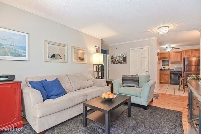 Building Photo - 2 br, 1 bath Condo - 30 Abbey Rd 208 Unit 208