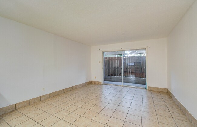 Building Photo - 8110 Albacore Dr