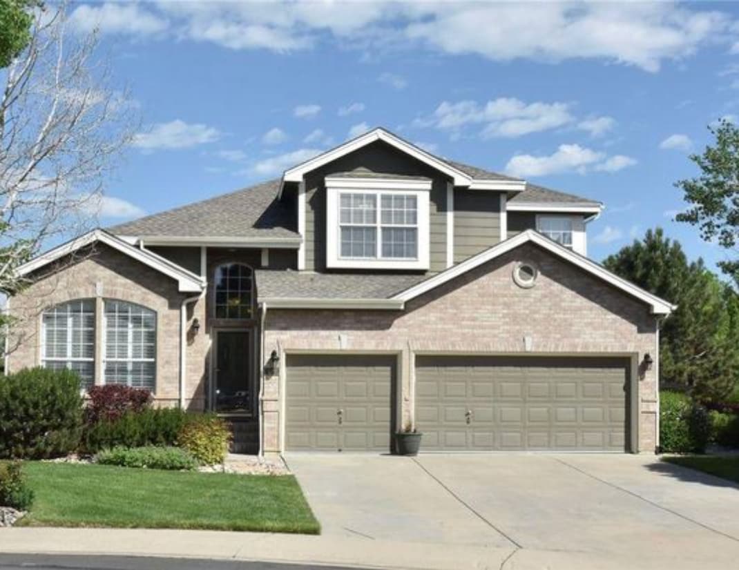 5 bedroom home with 3 car garage on cul-de-sac. - 429 Beaver Point
