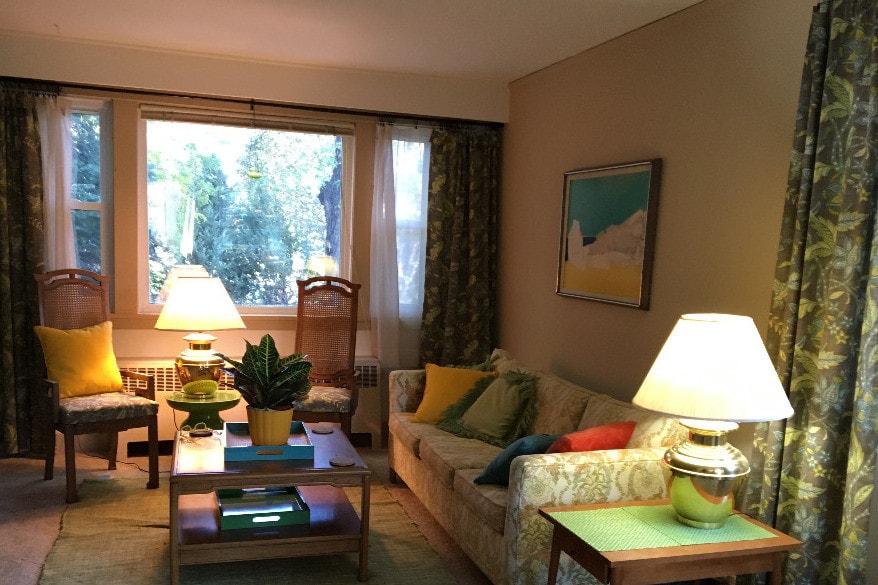 living room - 2059 41st St
