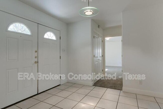 Building Photo - 994 Windmill Ranch Rd