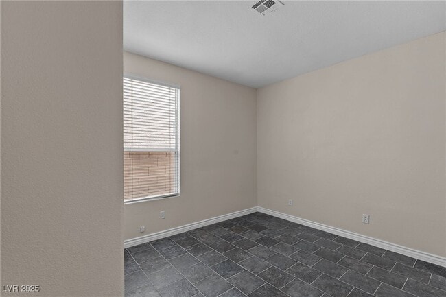 Building Photo - 1419 Clipperton Ave