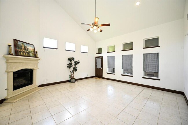 Building Photo - 6326 Grand Drift Ct