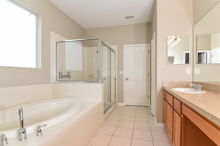 Building Photo - 444 Arch Ridge Loop
