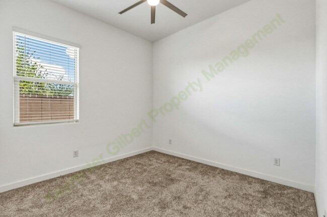 Building Photo - Stunning Gilbert Home Located in the Beautiful Belrose Gated Community!