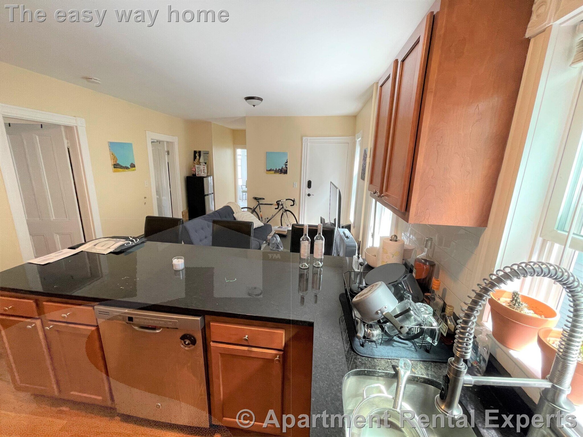 Building Photo - 42-44 Gorham St Unit #2