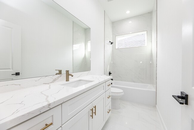 Building Photo - 8502 Safeguard St