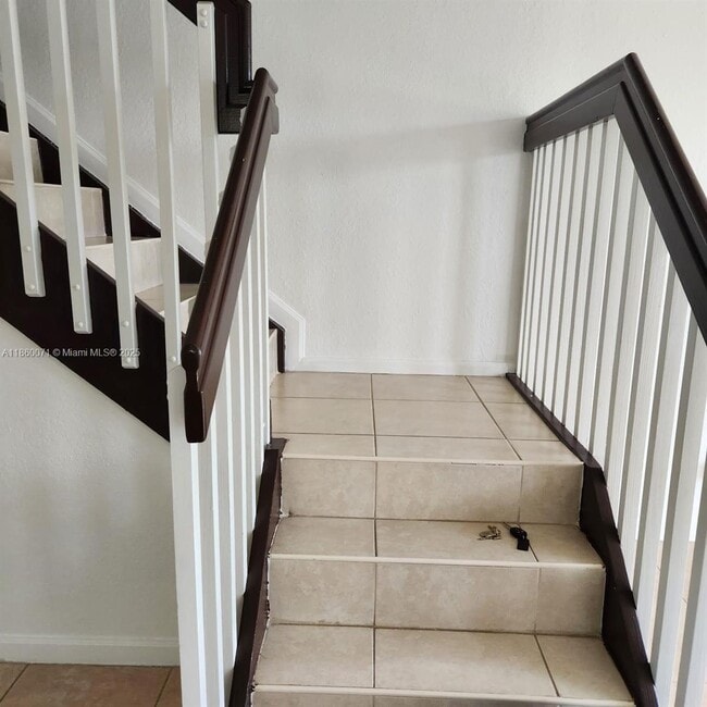 Building Photo - 2155 NE 3rd Ct