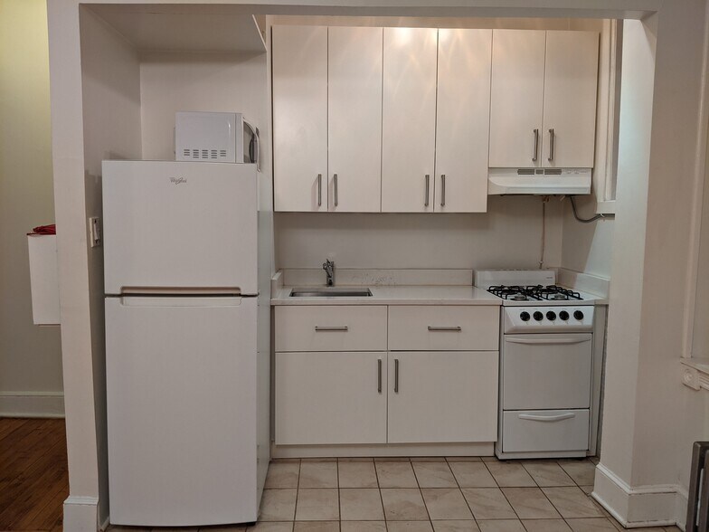 Building Photo - 43-33 46th St