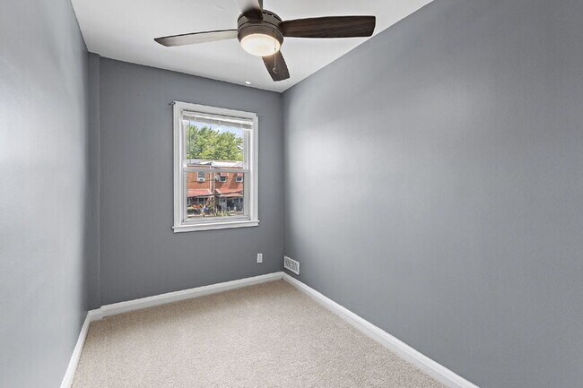 Building Photo - 6832 Broening Rd