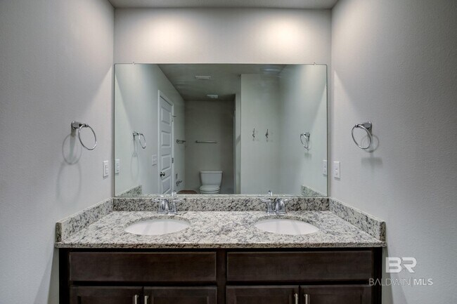 Building Photo - 6775 Spaniel Dr