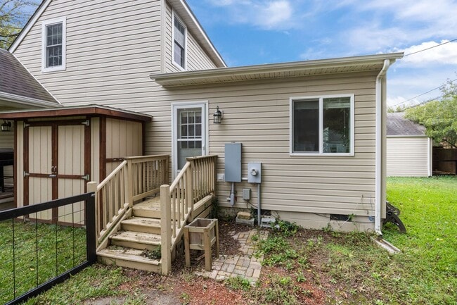 Building Photo - Beautifully Updated 4-Bedroom Home in Norf...