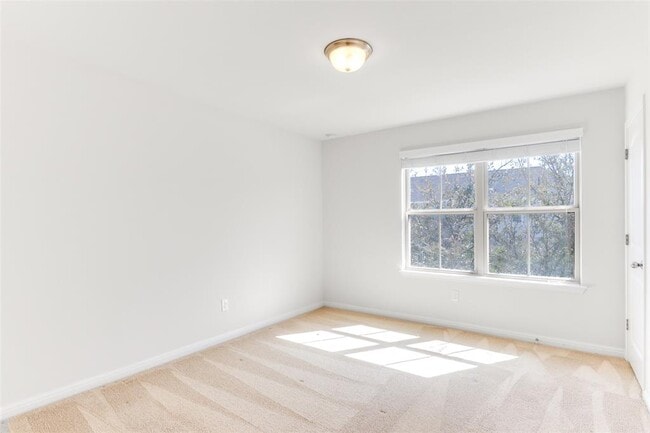 Building Photo - 2912 Cotton Gin Dr