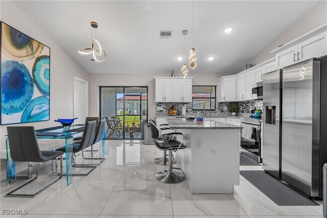 Building Photo - 4524 20th St SW