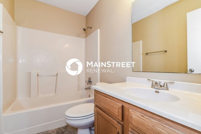 Building Photo - 3 Bedroom Pet-Friendly Home in Avon, IN with Main Street Renewal