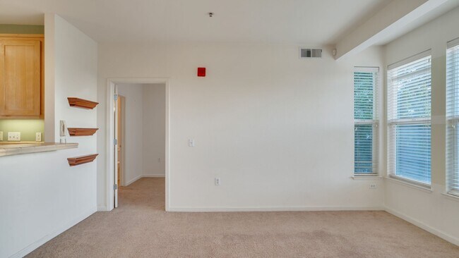 Building Photo - 655 12th St