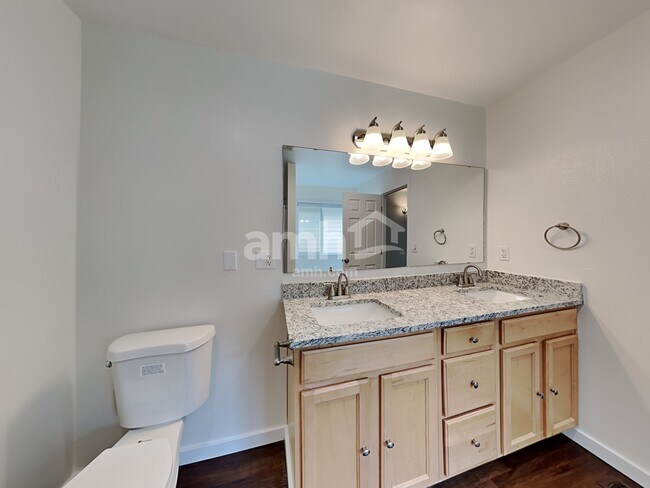 Building Photo - 18312 97th Ave E