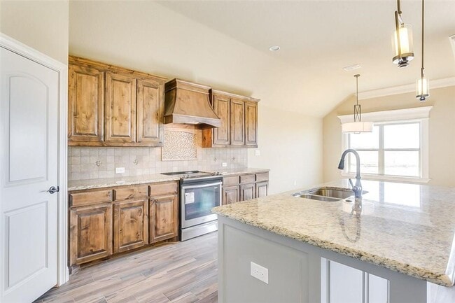 Building Photo - Beautiful Home in Abes Landing